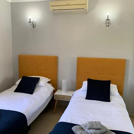 La Casa Contenta, Sitio De Calahonda, Costa, Costa Del Sol Villa